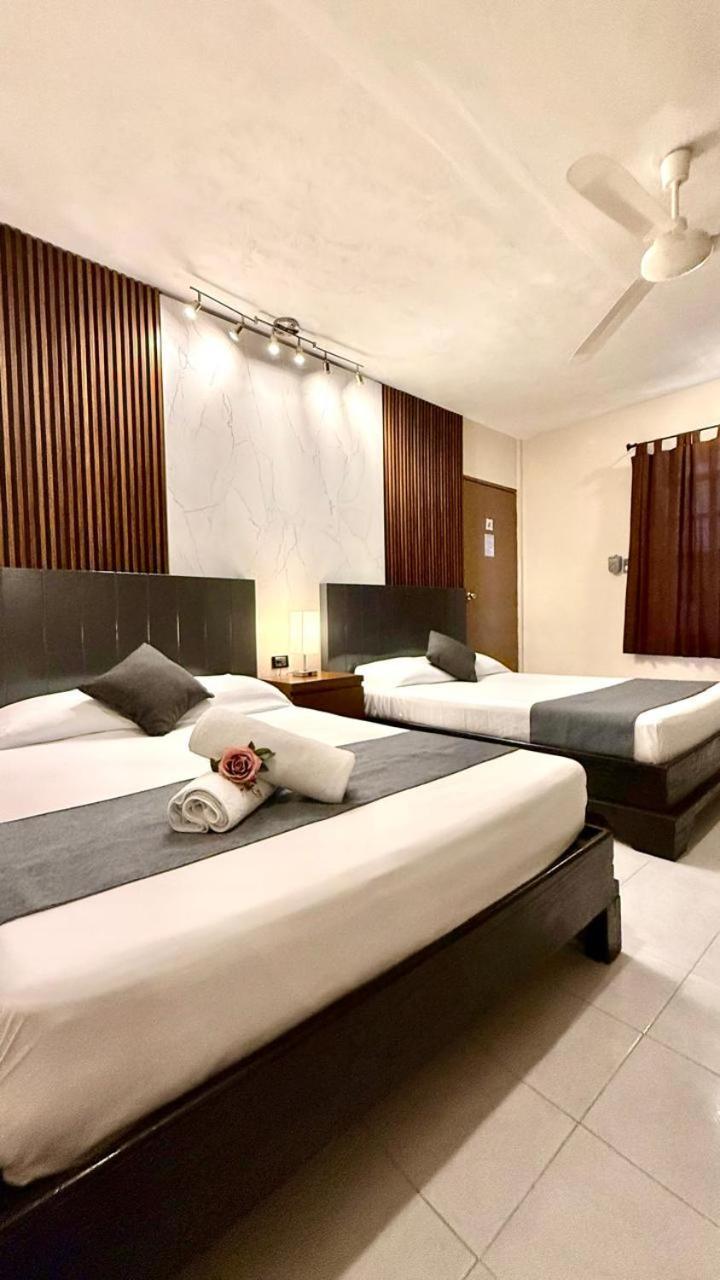 Hotel Baroni Progreso  Bagian luar foto